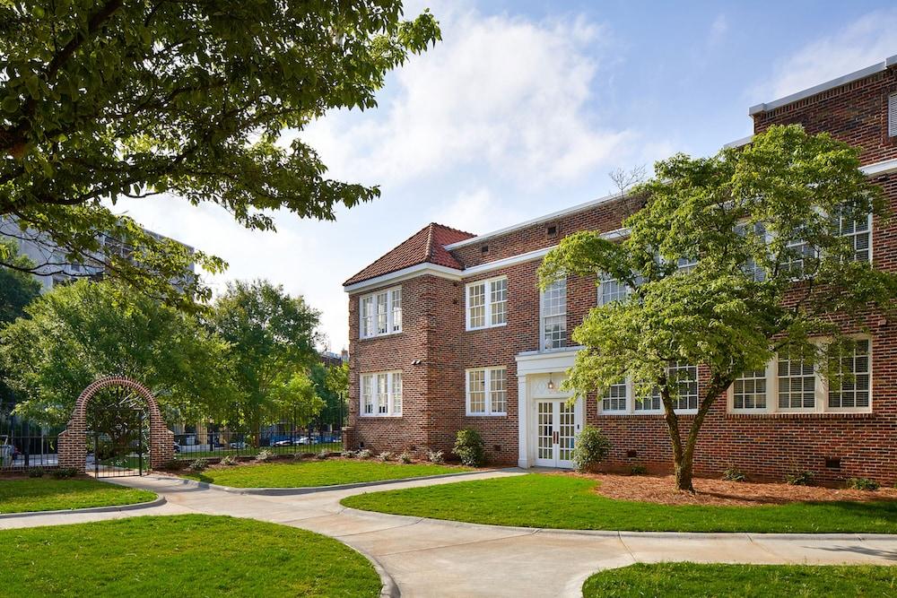 Kasa Studio Revival Atlanta photo 38