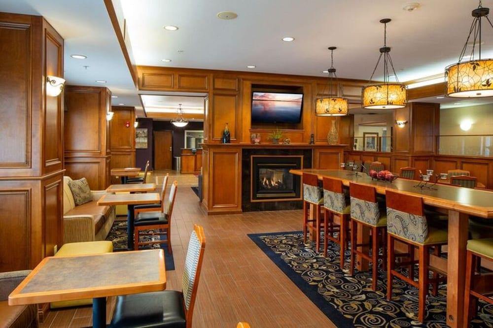 Hampton Inn Waterloo Cedar Valley photo 70