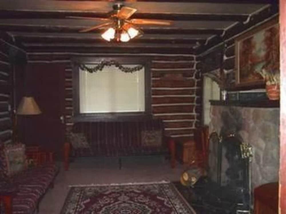 Black Forest Lodge photo 59