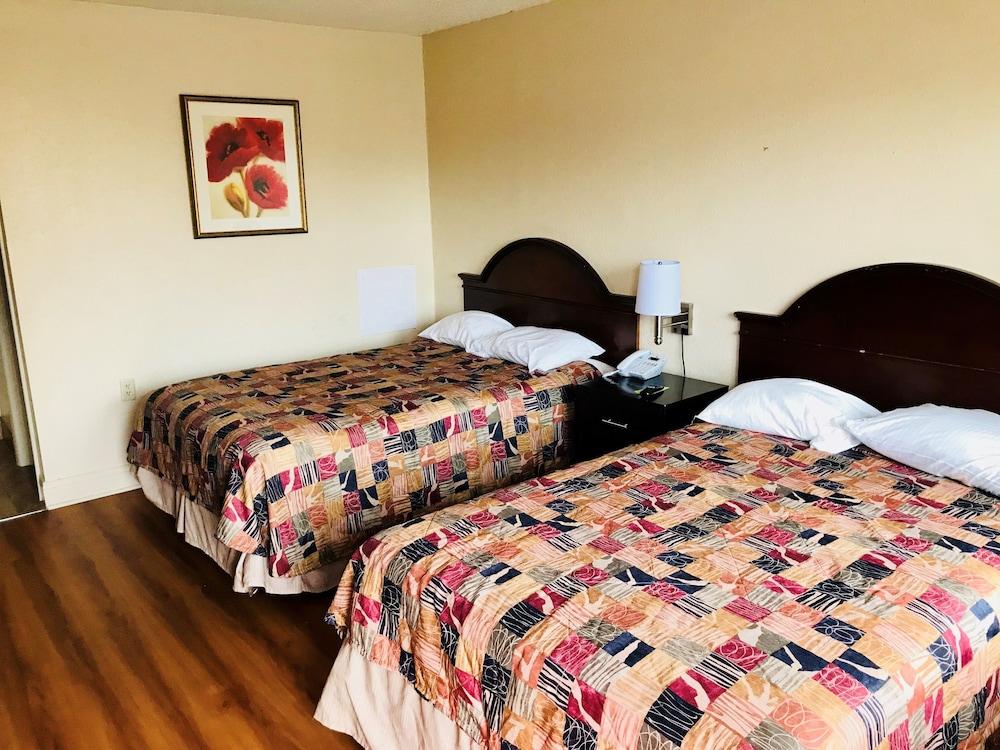 Fairview Inn photo 11