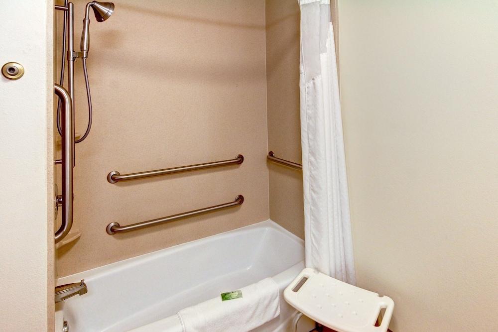 Holiday Inn Express Hotel & Suites San Angelo by IHG photo 15