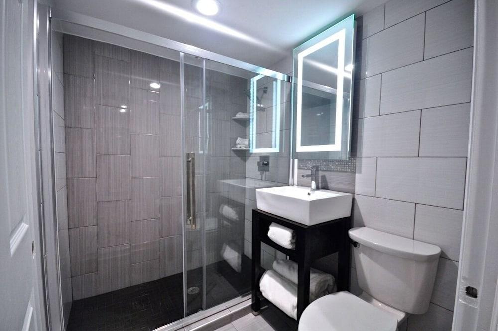 SOHO Suites Atlantic City Beach Block photo 12