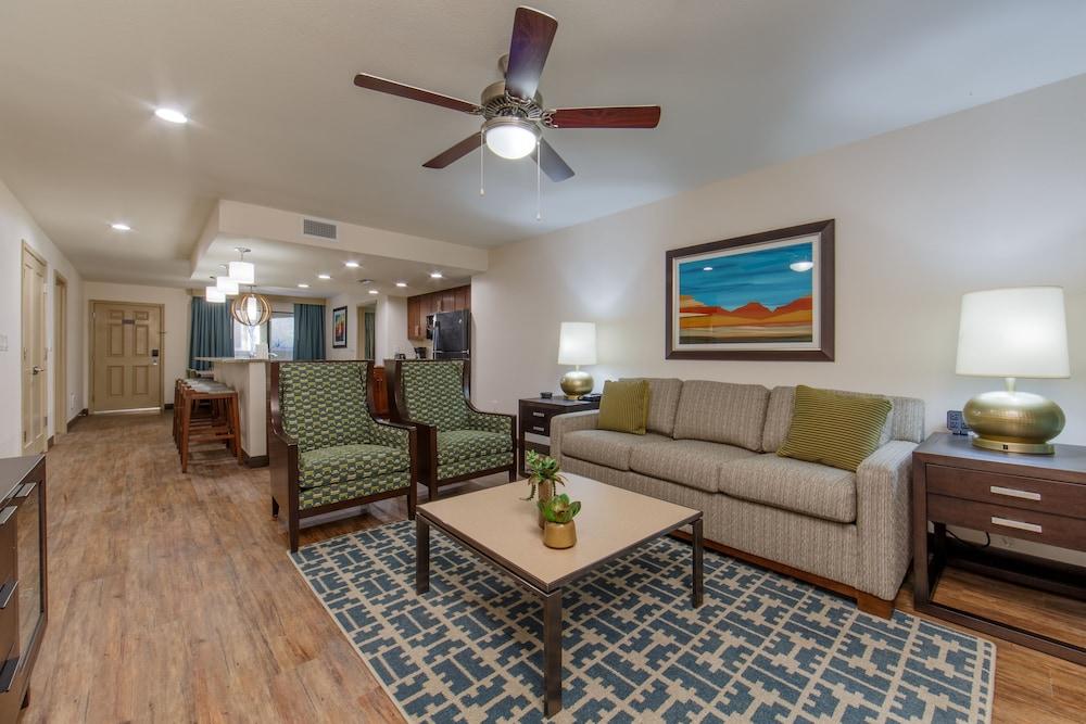Holiday Inn Club Vacations Scottsdale Resort by IHG photo 8