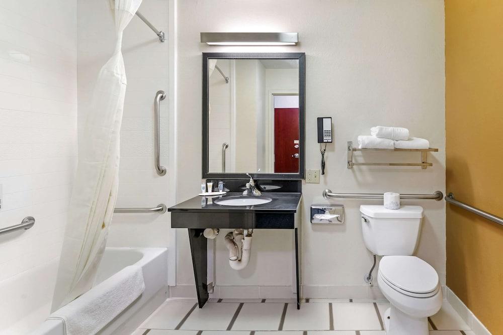 Comfort Inn & Suites Berea photo 19