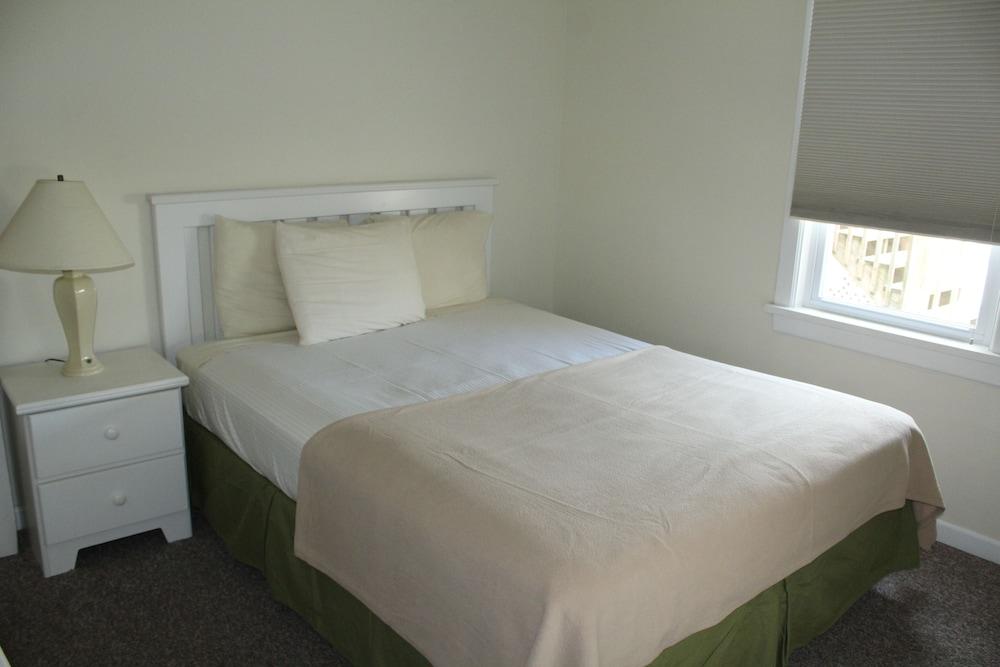 Condor Motel photo 41