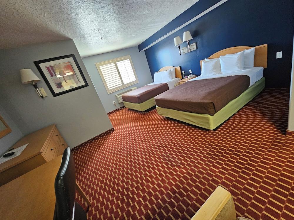 Executive Inn and Suites Extended Stay in Vernal photo 22
