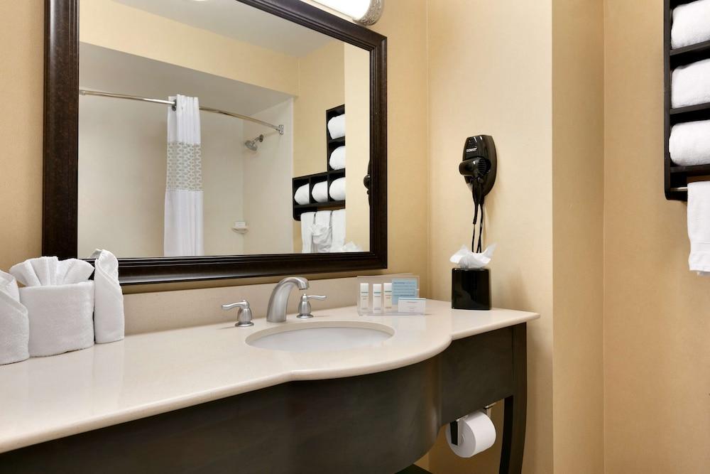 Hampton Inn & Suites Mahwah photo 10