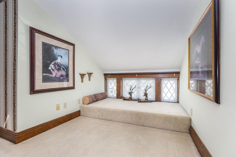 The Shaffner Inn photo 81