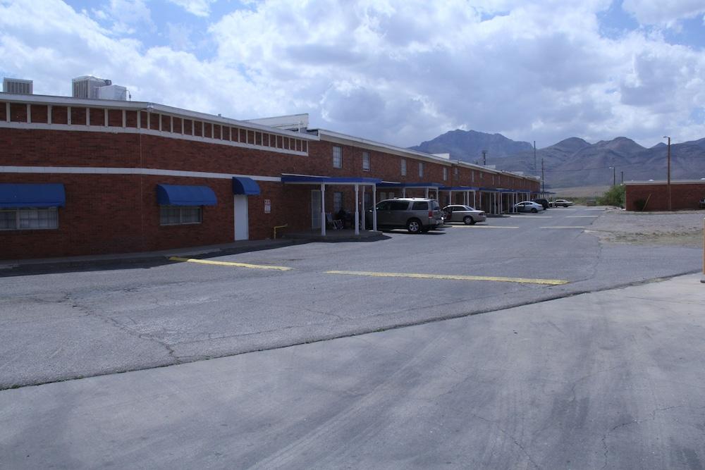SuperLodge Motel photo 14