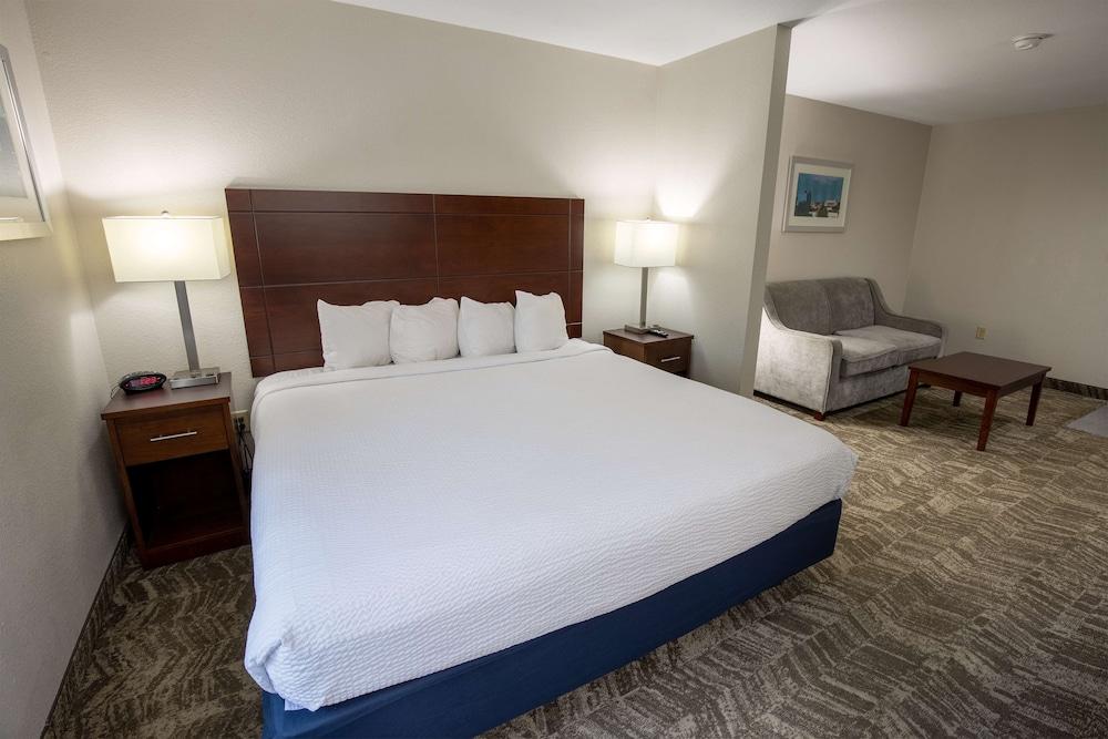 Best Western Plus Vermilion River Inn & Suites photo 9