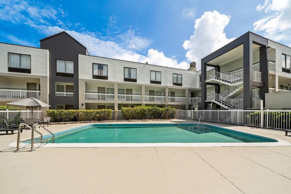 Quality Inn Orlando Near International Drive photo 63
