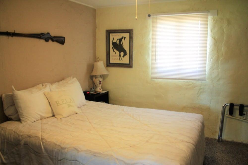 Shep's Miners Inn photo 16