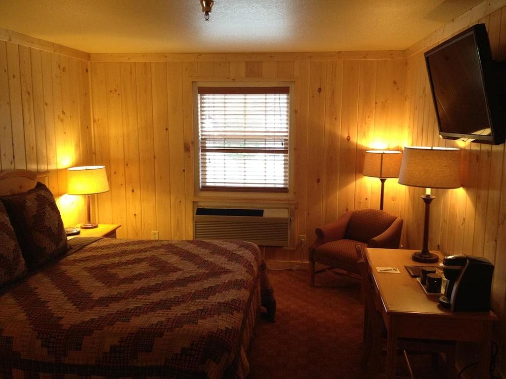 Reid Ridge Lodge photo 18