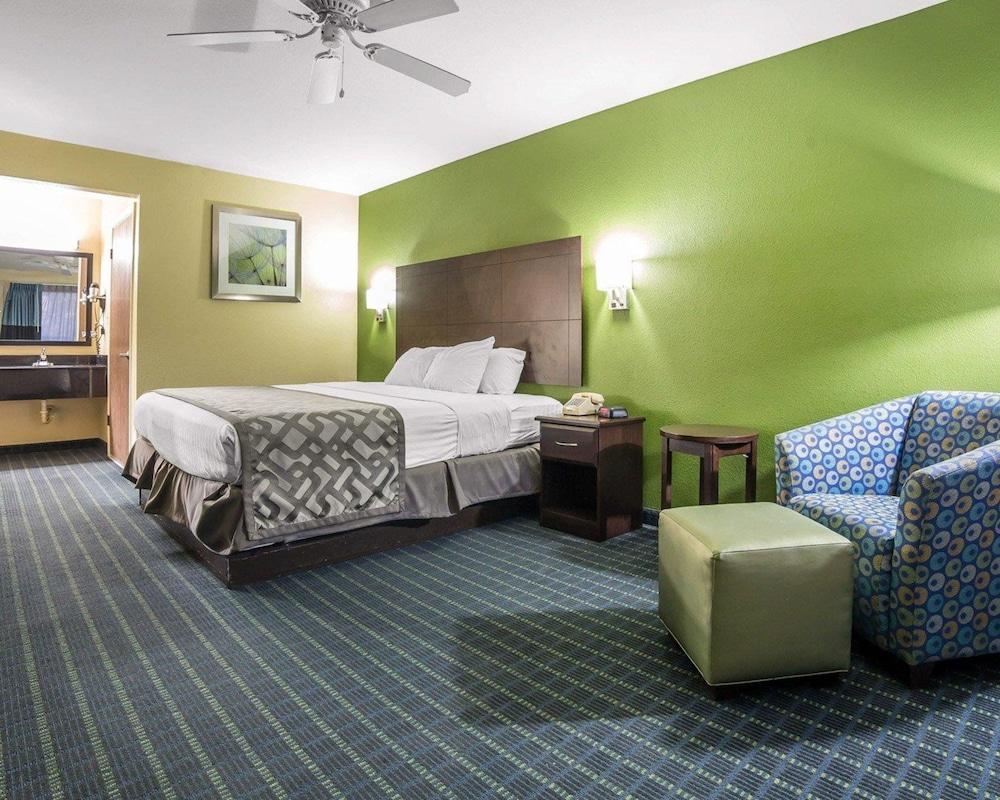 Rodeway Inn & Suites Needles photo 14