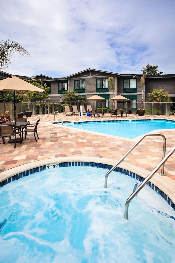 Holiday Inn Express & Suites Carpinteria by IHG photo 19