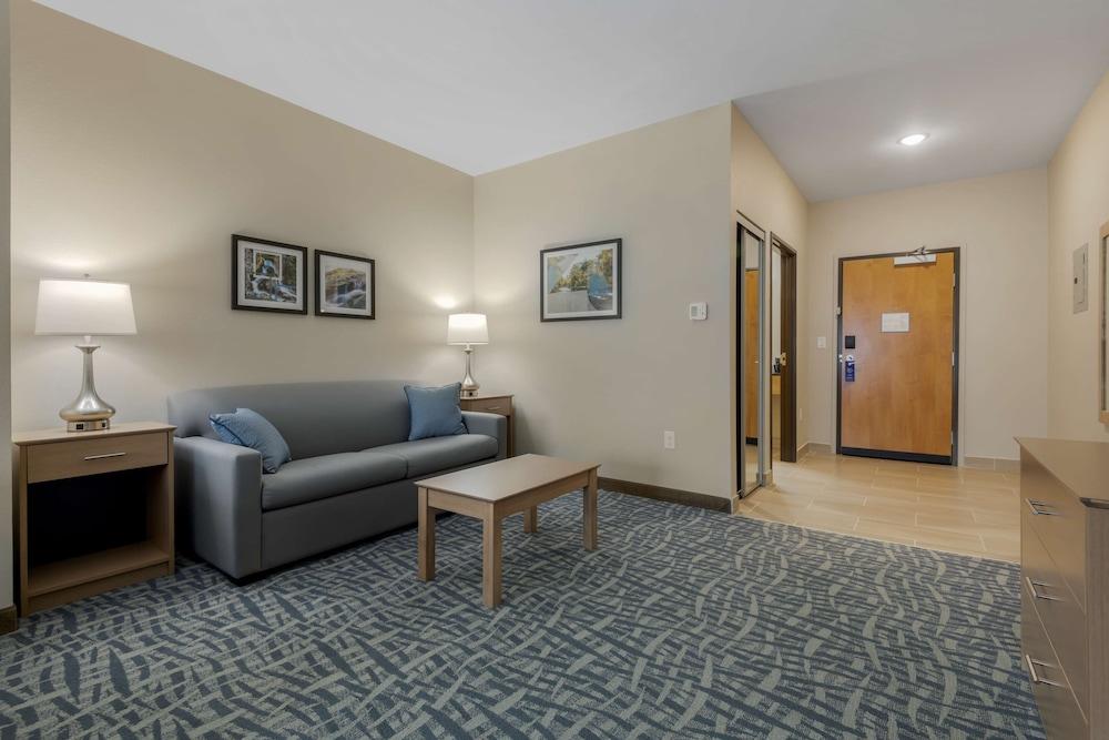 Best Western Plus Rumford Falls photo 28