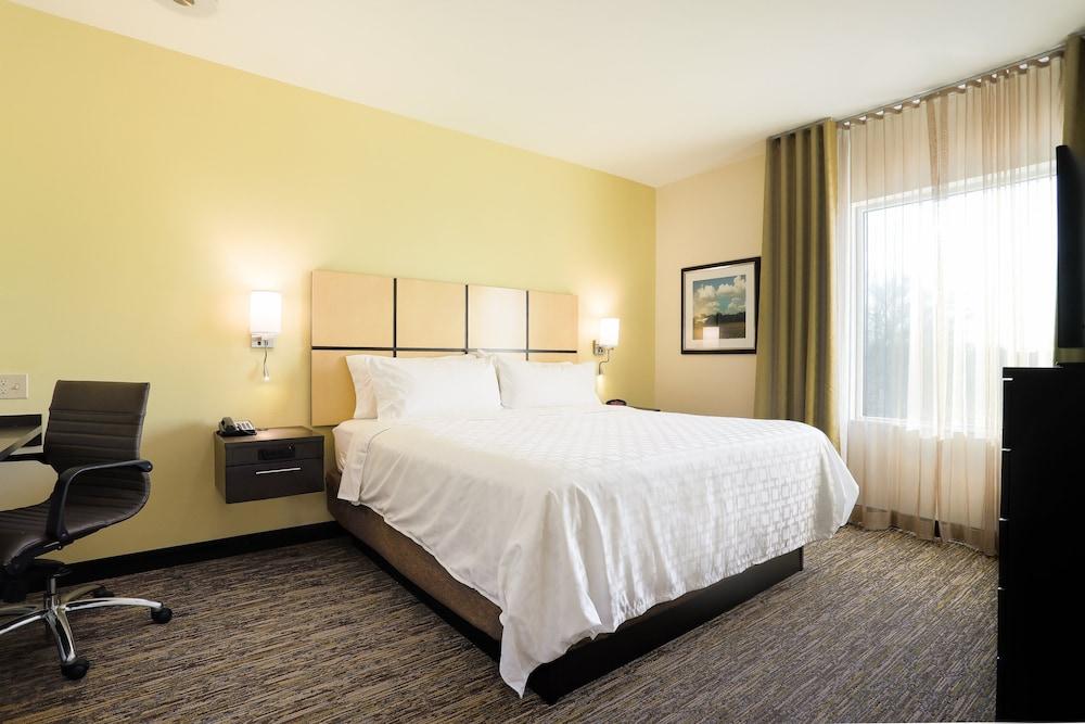 Candlewood Suites Lenexa - Overland Park Area by IHG photo 17