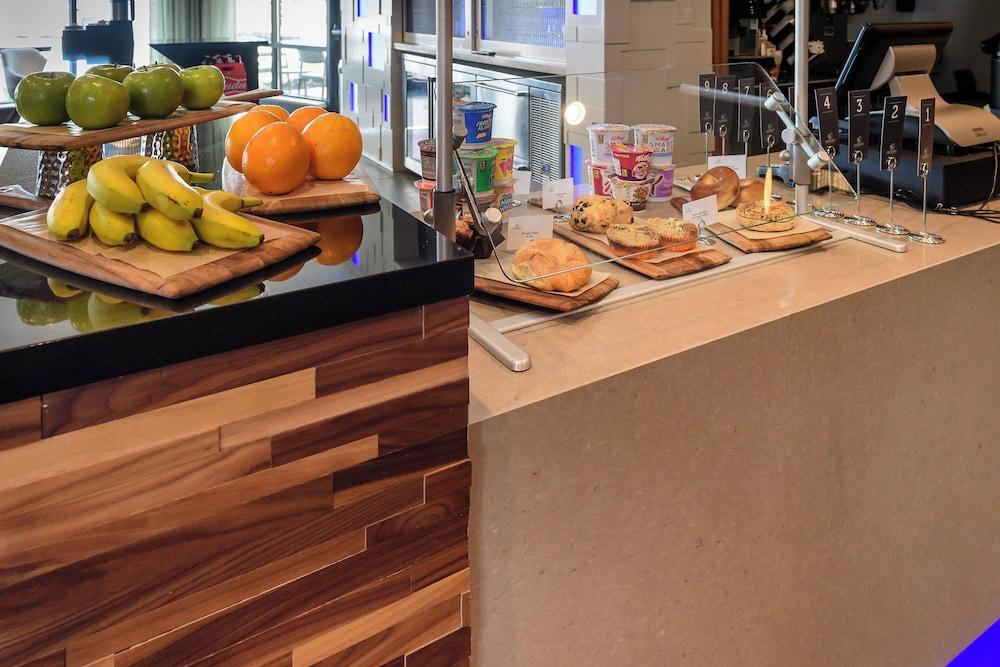 Courtyard by Marriott Lake Jackson photo 40
