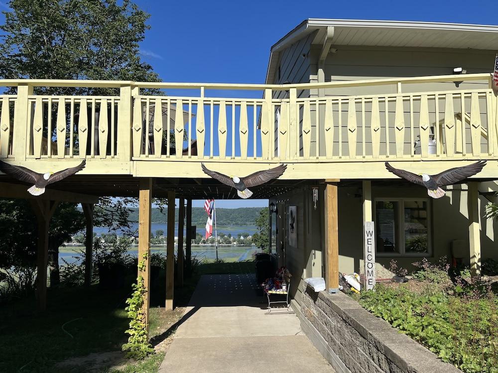 Eagle View Motel & Retreat photo 18