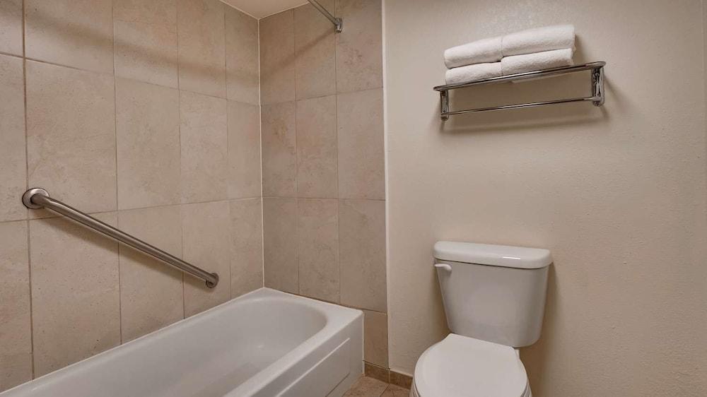 SureStay by Best Western Miles City photo 36