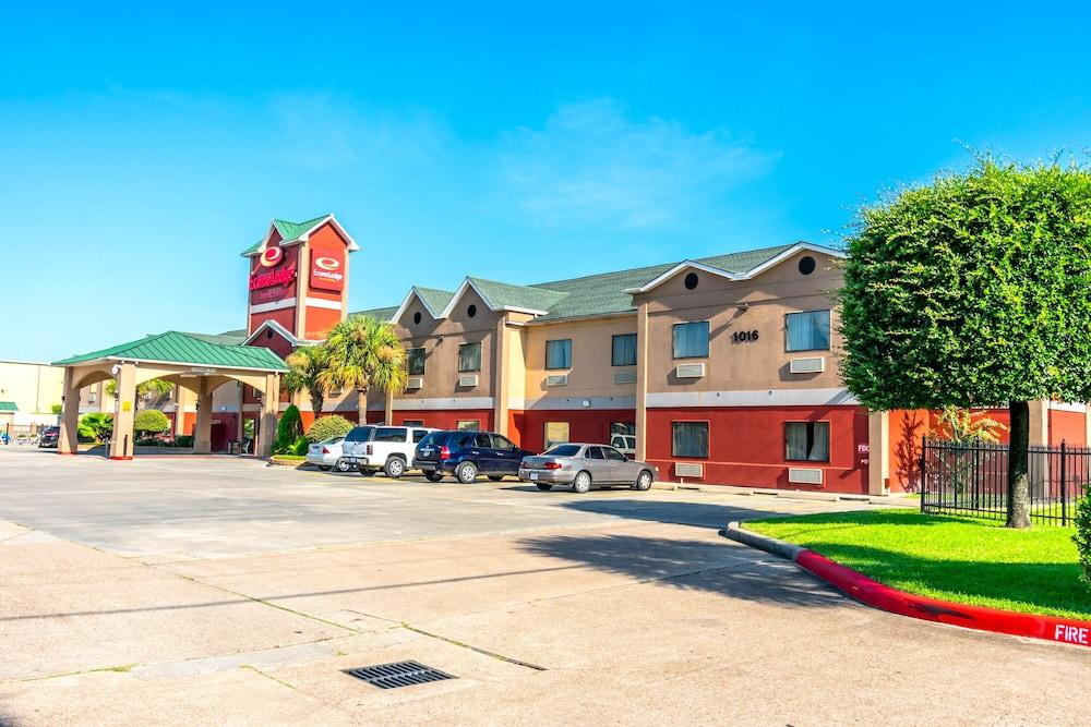 Econo Lodge Inn & Suites East photo 71