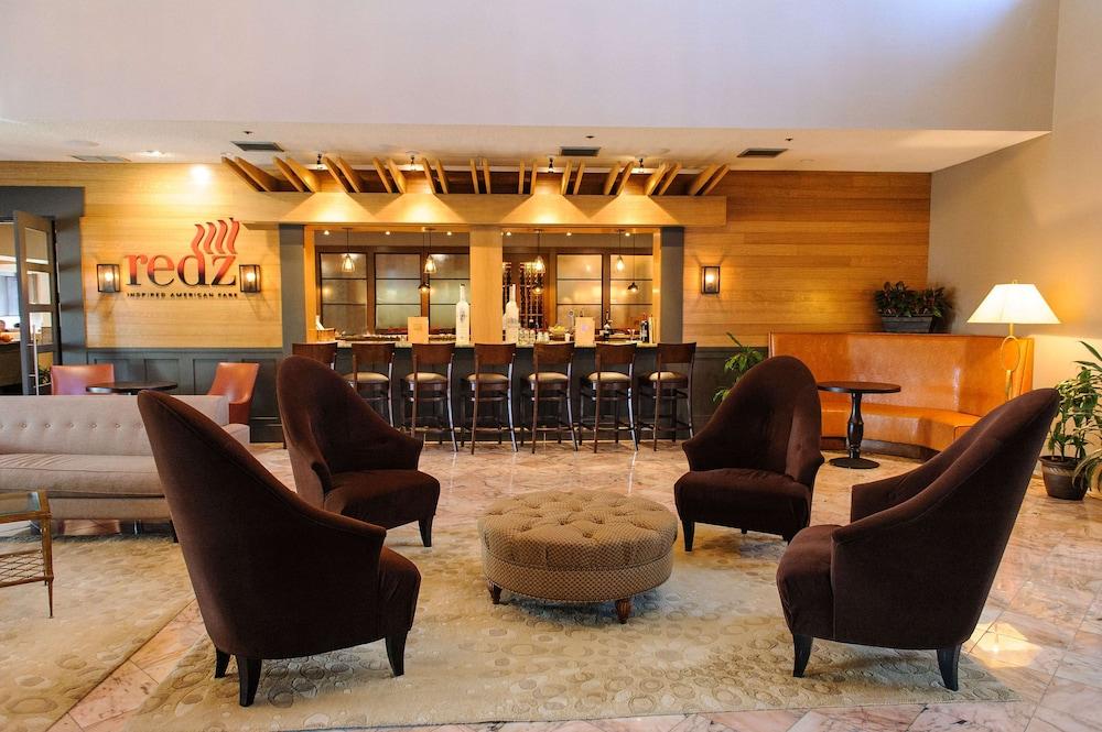 DoubleTree Suites by Hilton Hotel Mt. Laurel photo 4