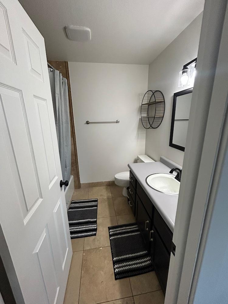 CB&M Downtown Suites photo 2