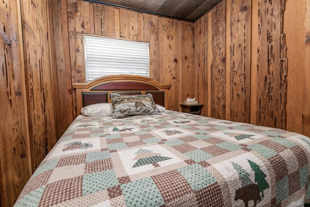 Big Bear Lakefront Lodge photo 24