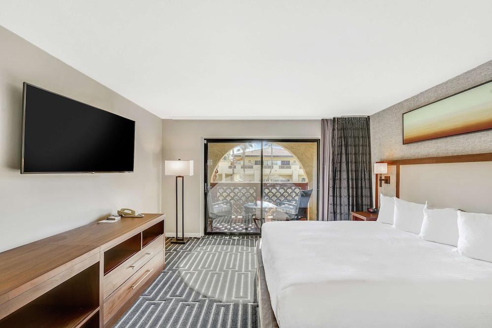 Hilton Phoenix Tapatio Cliffs Resort photo 31