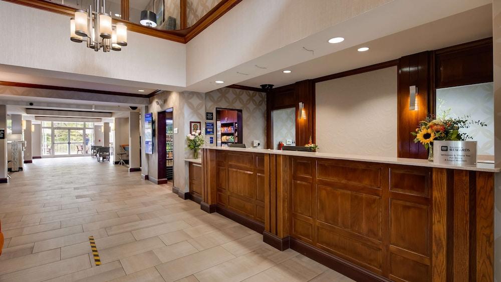 Best Western Plus River Escape Inn & Suites photo 4