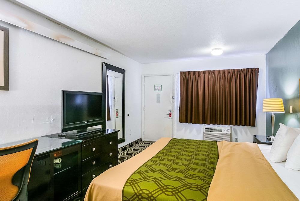 Econo Lodge South Holland - Chicago Southland photo 19