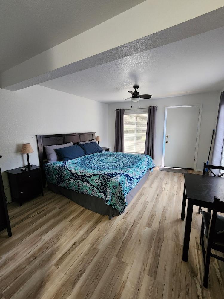 Plainview Motel & RV Park photo 5