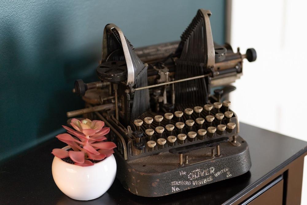 Sunset Hill House photo 2