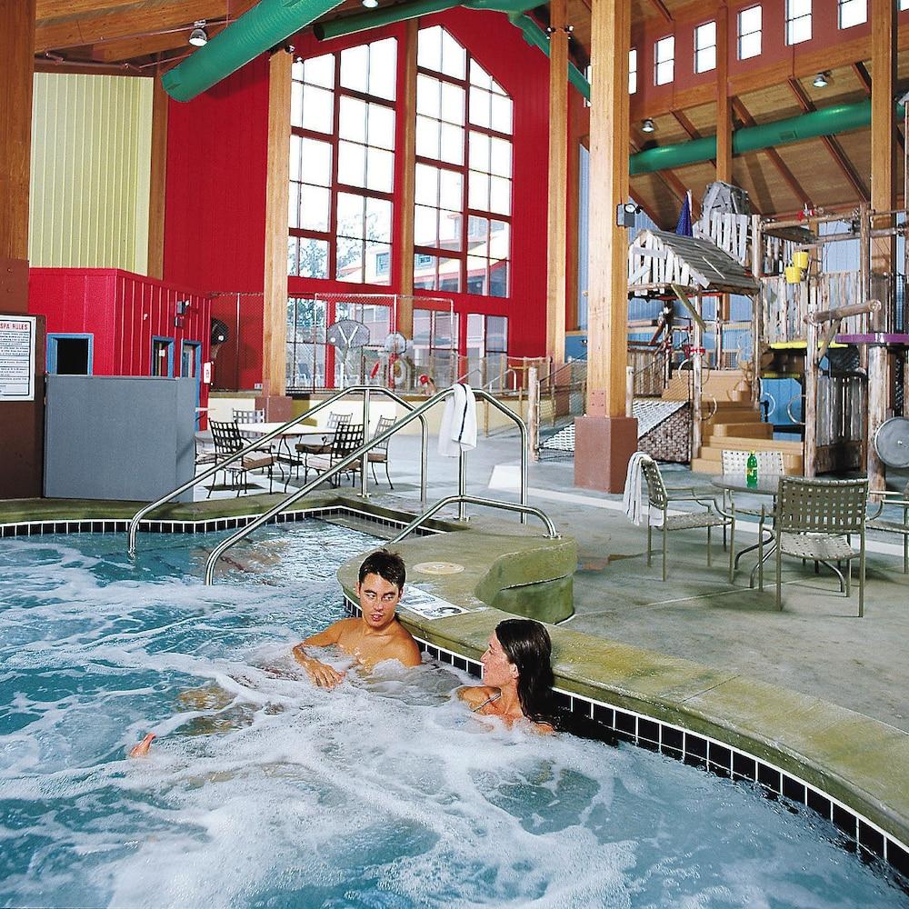 Grand Country Waterpark Resort photo 7