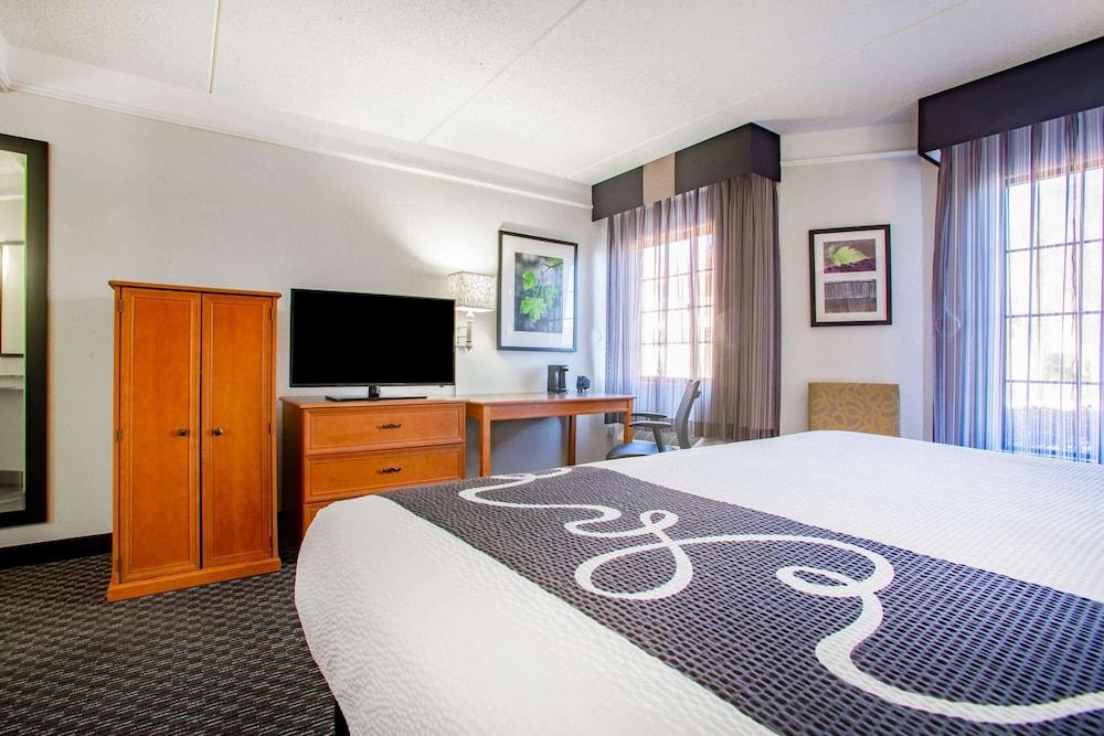 La Quinta Inn by Wyndham San Marcos photo 31