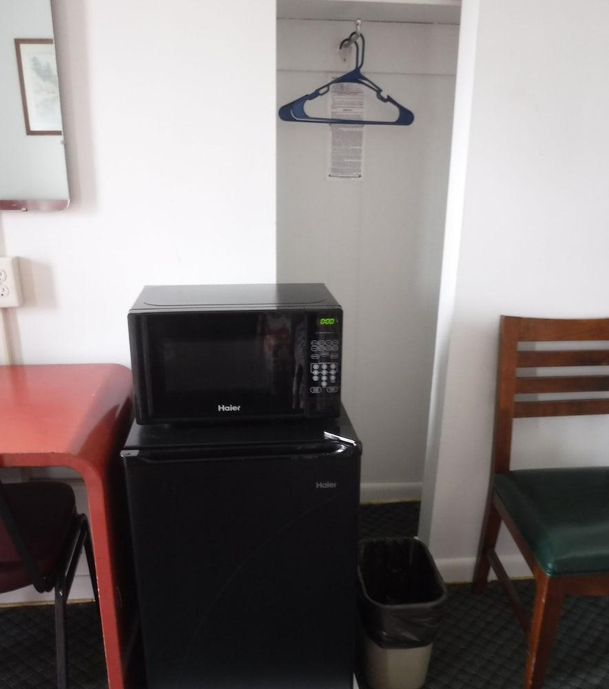 Blue Ridge Motel photo 20