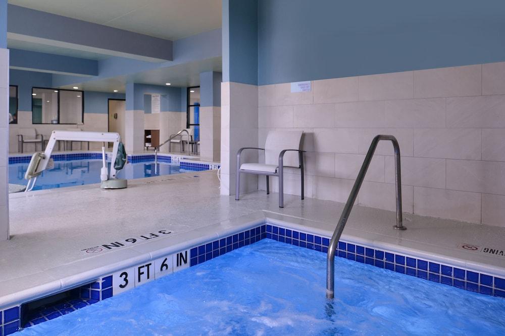 Holiday Inn Express Hotel & Suites Mesquite by IHG photo 25