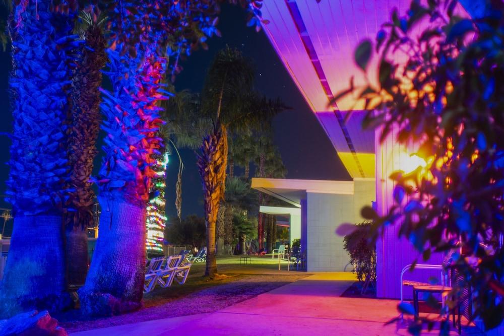 CCBC Resort Hotel - A Gay Men's Resort photo 61