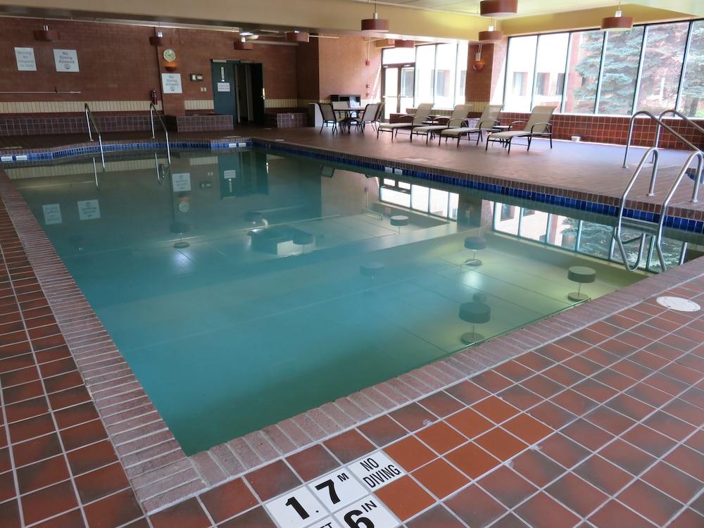 Holiday Inn Manitowoc by IHG photo 25