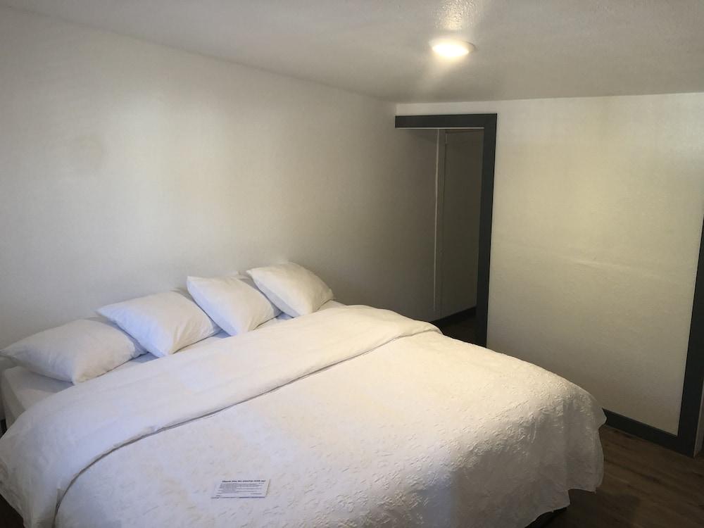 Kendall Mountain Lodge photo 16