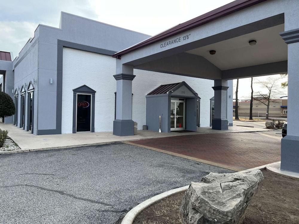 Studio 6 Suites West Memphis, AR - Memphis photo 24