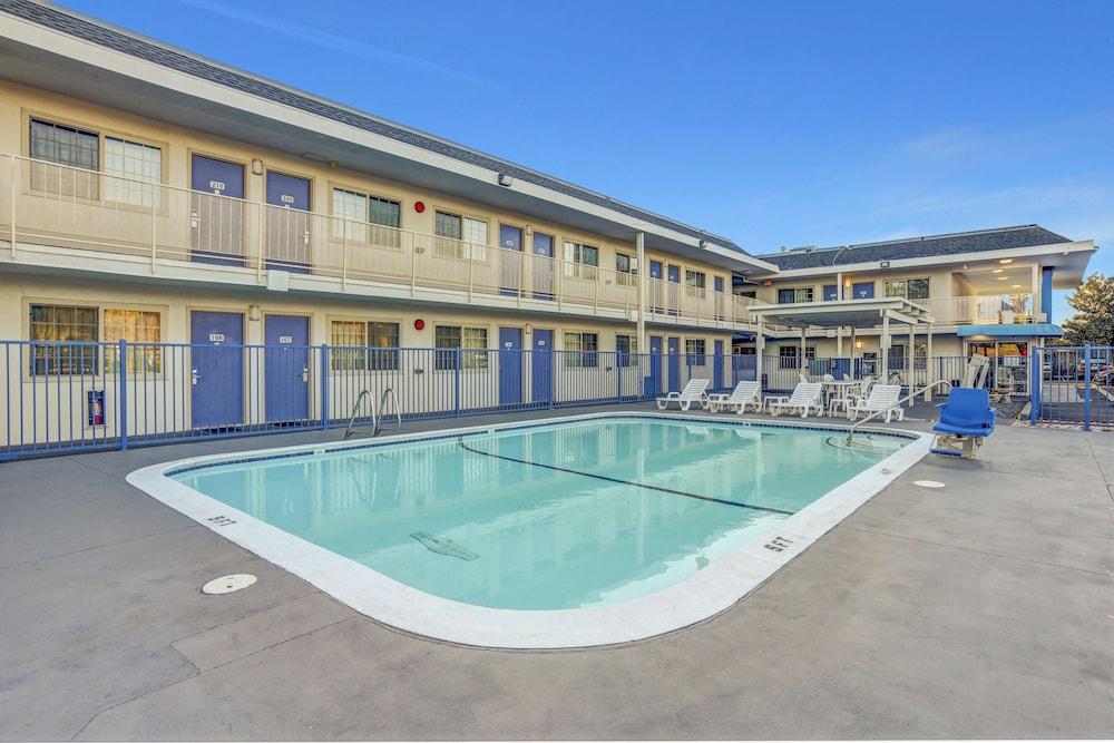 Motel 6 Napa, CA photo 11