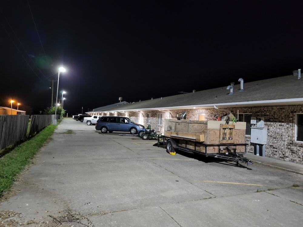 Motel 6 Concordia, MO photo 44