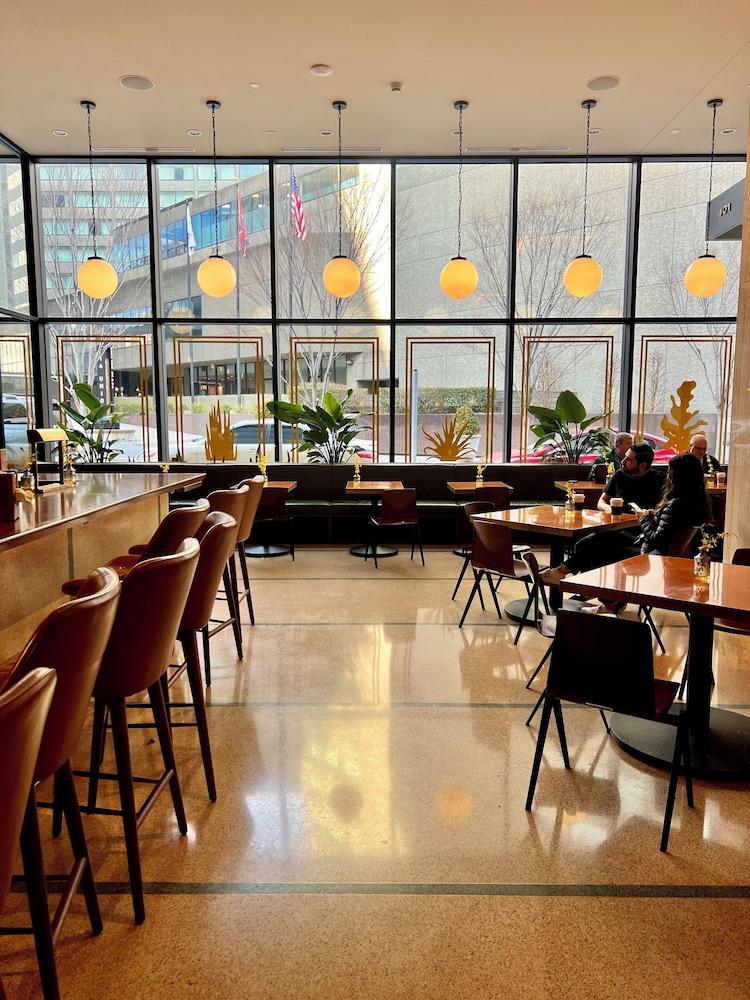 Fairlane Hotel photo 34