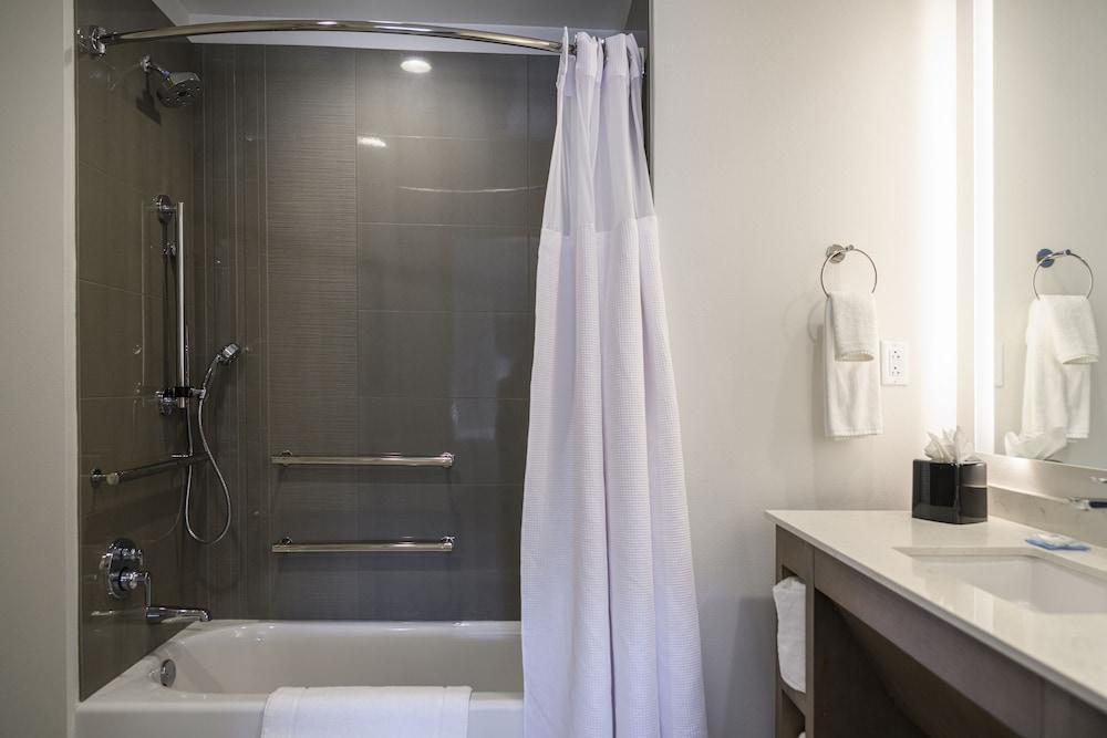 Hyatt Place Indianapolis / Fishers photo 58