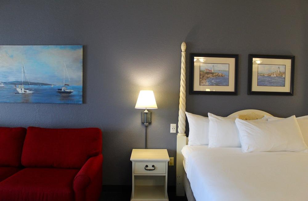 Blue Harbor Resort and Conference Center photo 57