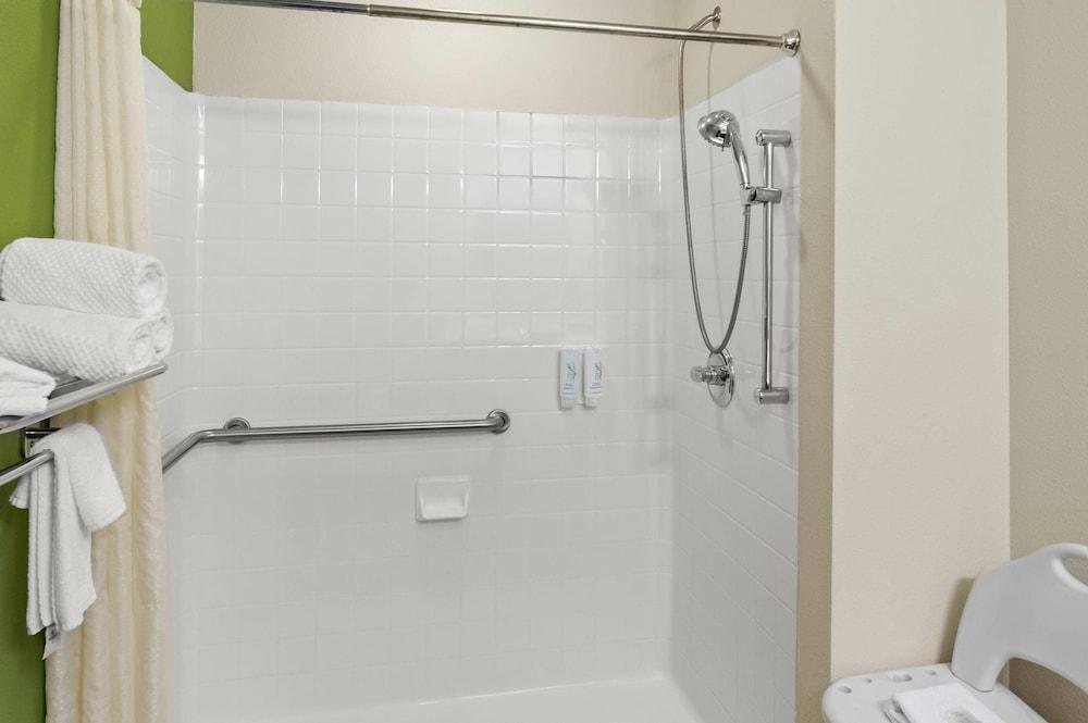 Sleep Inn & Suites Dripping Springs - Austin Area photo 31