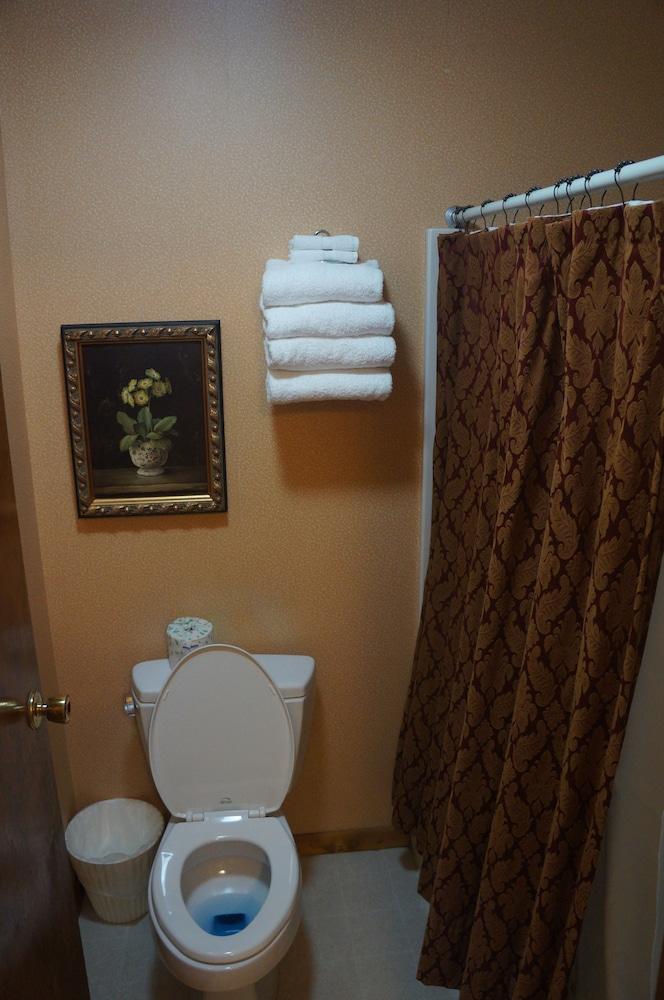 Greenbrier Inn photo 39