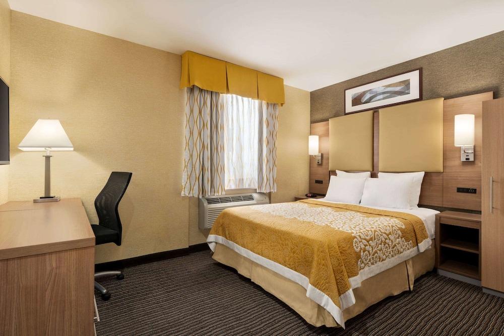 Days Inn by Wyndham Brooklyn photo 18