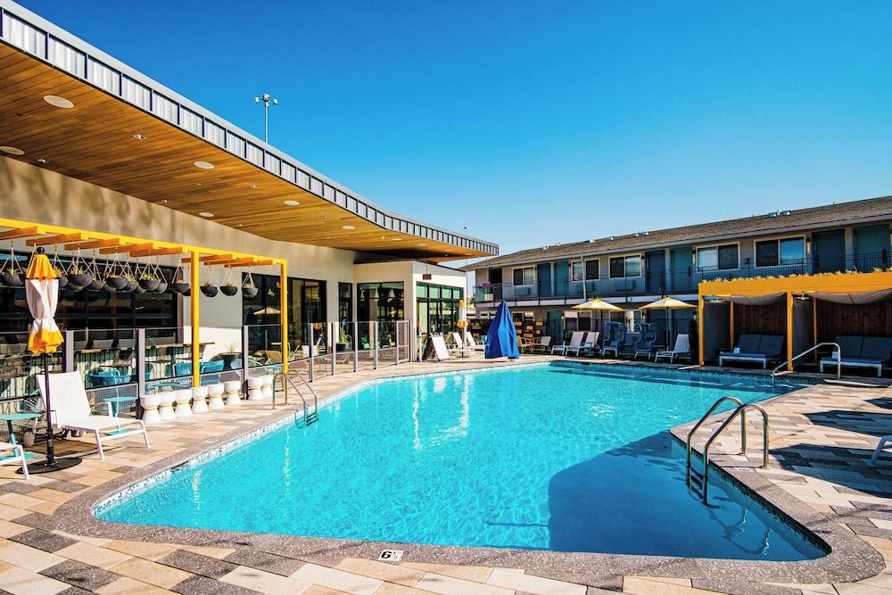 voco The Tuxon by IHG photo 14